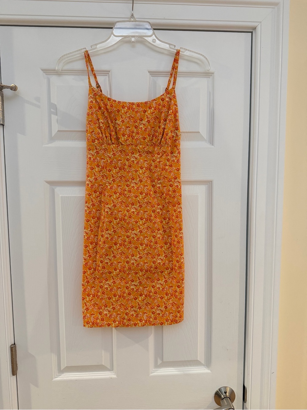 Ladies Size XS "wild fable" Orange Floral Mini Dress with Spaghetti Straps GUC